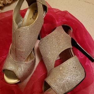 Silver Glitter Sexy Heels Qupid